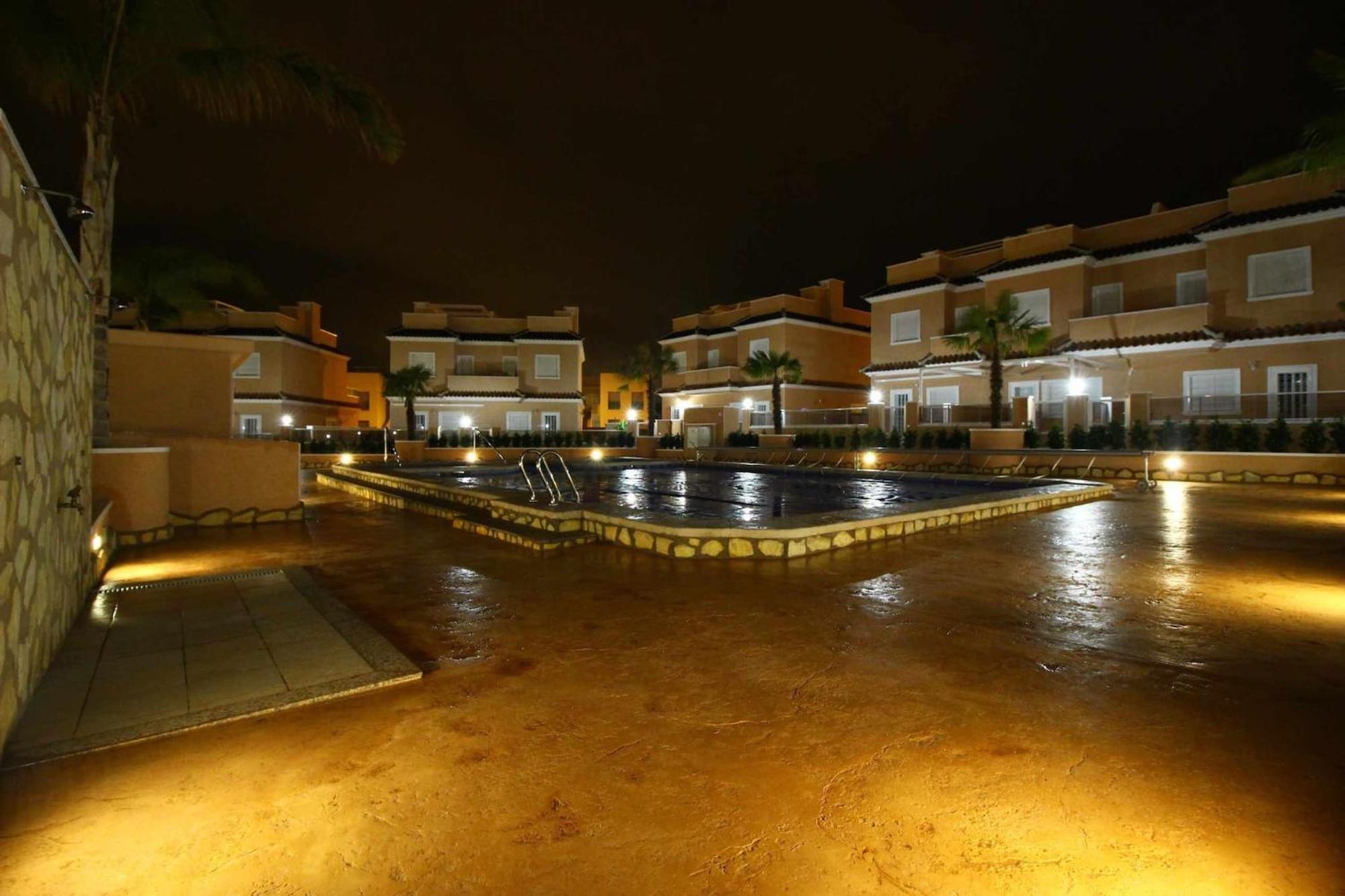 Duplex Campoamor Heated Pool Εξωτερικό φωτογραφία